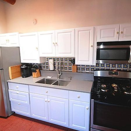 Comfort On Closson - Near Plaza - Fire Pit - Patio Σάντα Φε Εξωτερικό φωτογραφία