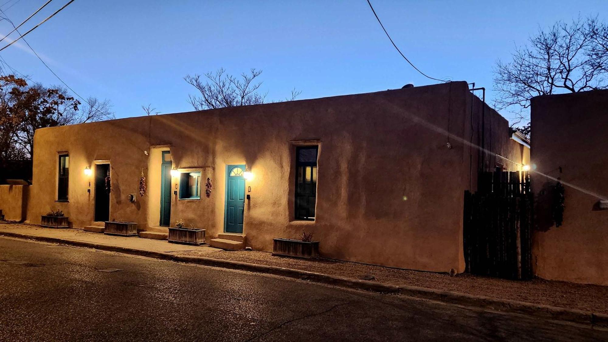 Comfort On Closson - Near Plaza - Fire Pit - Patio Σάντα Φε Εξωτερικό φωτογραφία